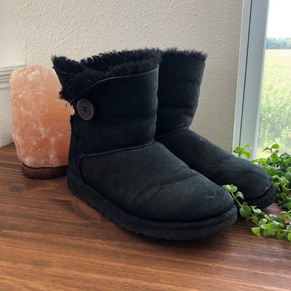Ugg boots - Picture 2 of 7